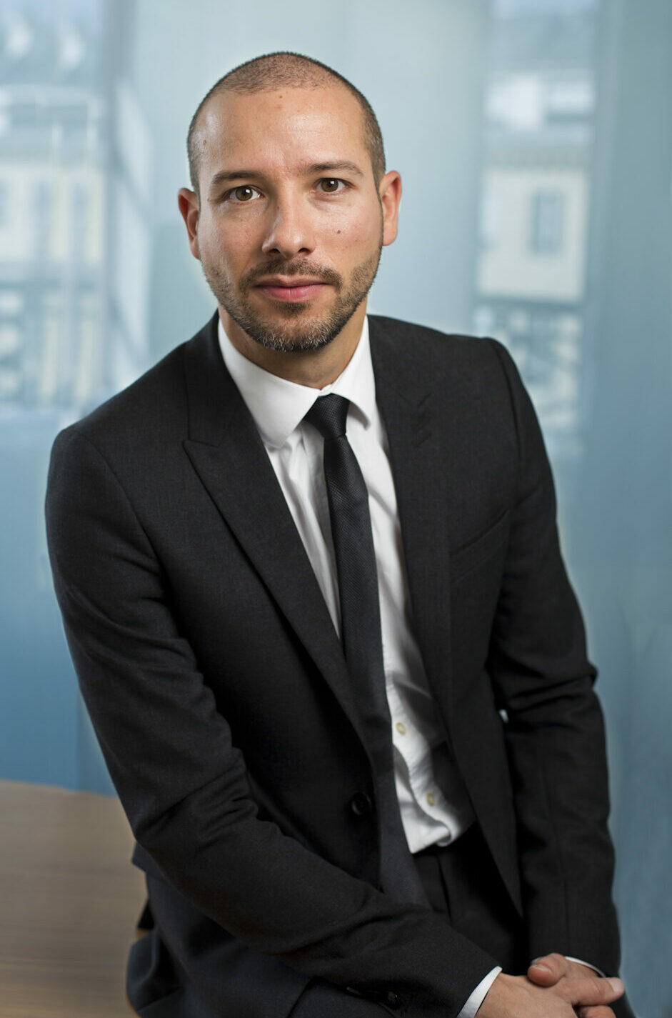 JULIEN PEREZ (Associate Director)